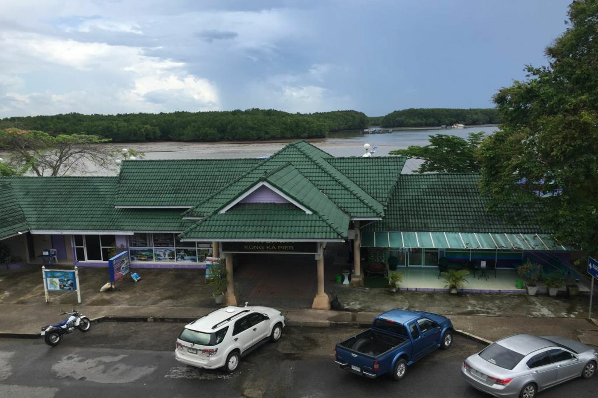 Krabi Marina Seaview Hotel Ngoại thất bức ảnh